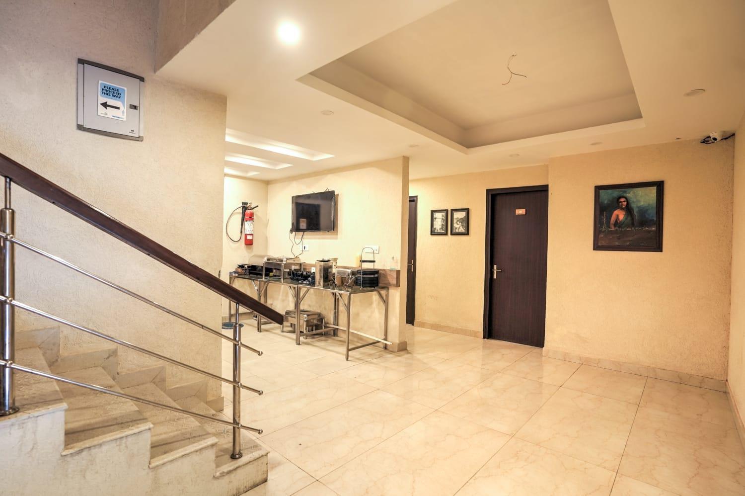 The Bunkk Inn Hotel & Restaurant Масурі Екстер'єр фото