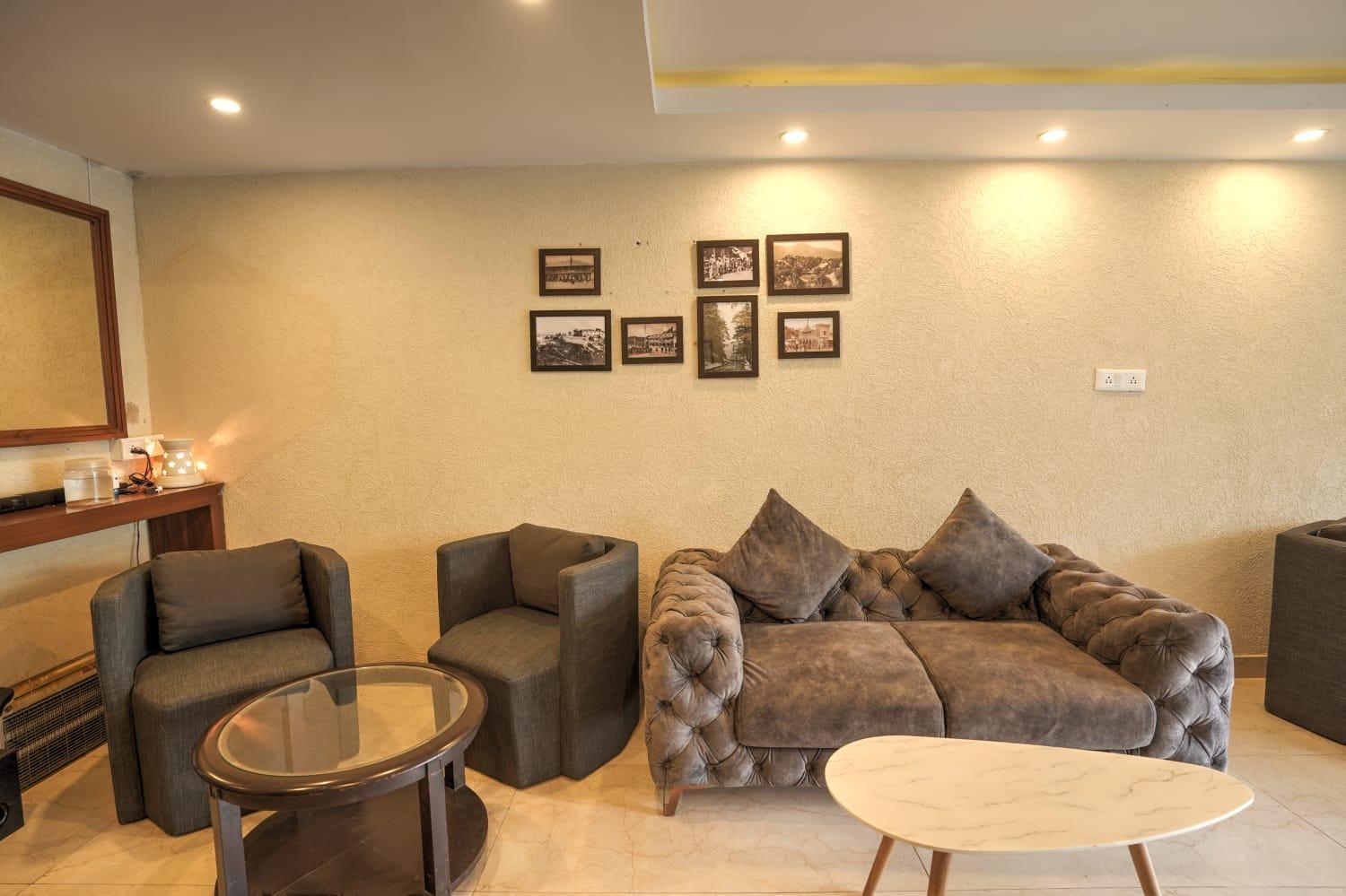 The Bunkk Inn Hotel & Restaurant Масурі Екстер'єр фото